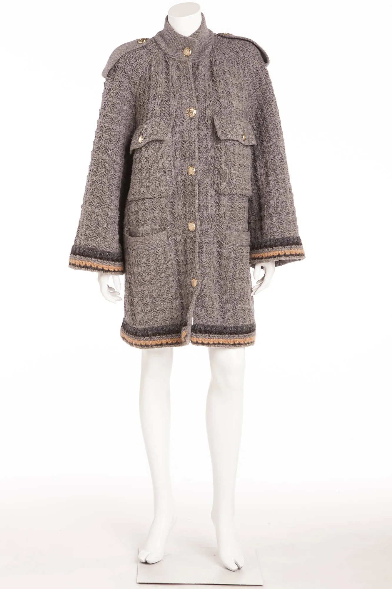 Chanel - Light Gray Long Sleeve Coat - FR 40