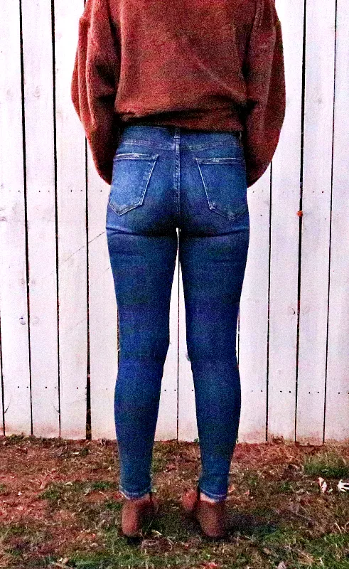 High Rise Distressed Skinny Jeans in Dark Denim