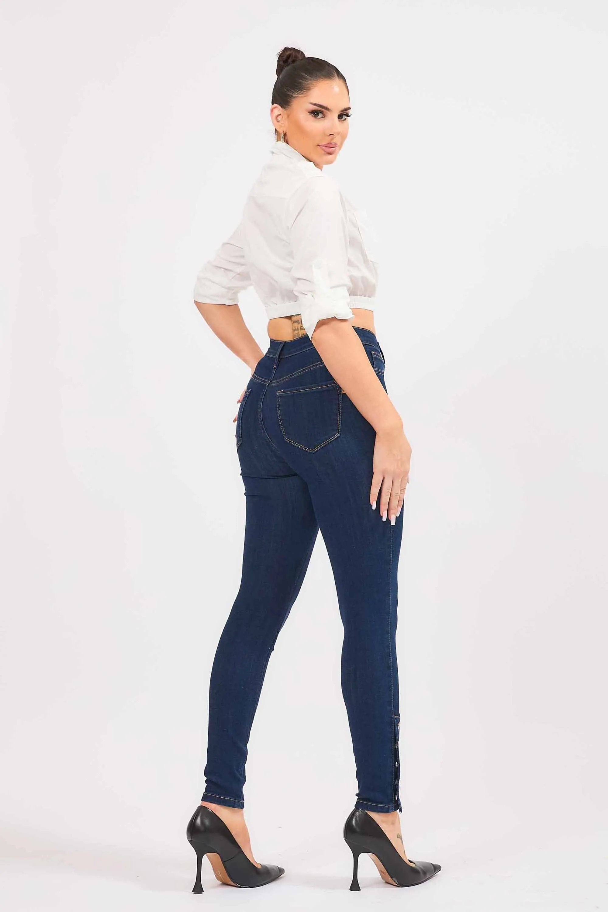 High-Waisted Ankle Skinny With 5 Button Snaps